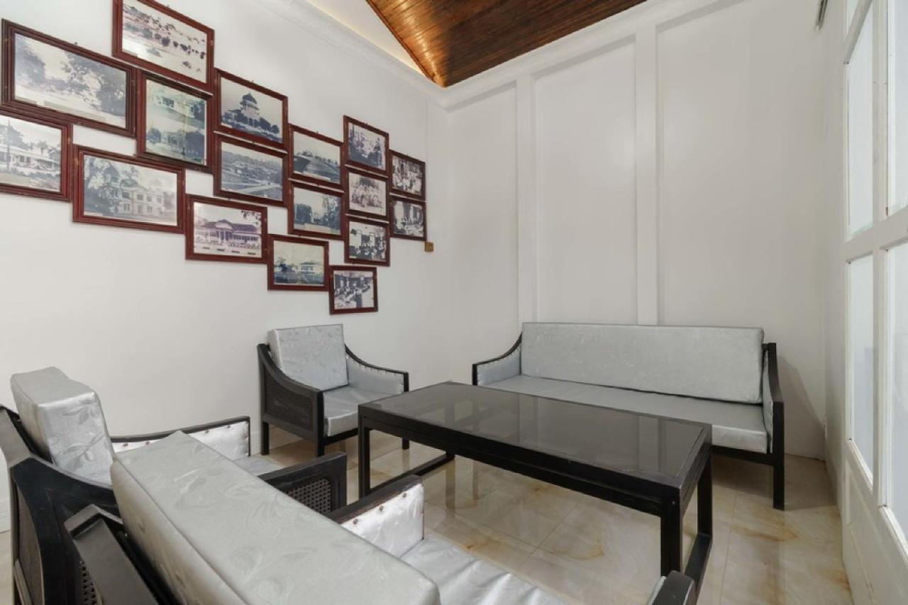 Reddoorz Syariah Near Suzuya Mall Banda Aceh 2 Geutieue Extérieur photo